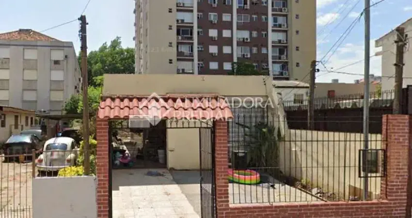 Terreno à venda na Rua Fernando Cortez, 246, Cristo Redentor, Porto Alegre