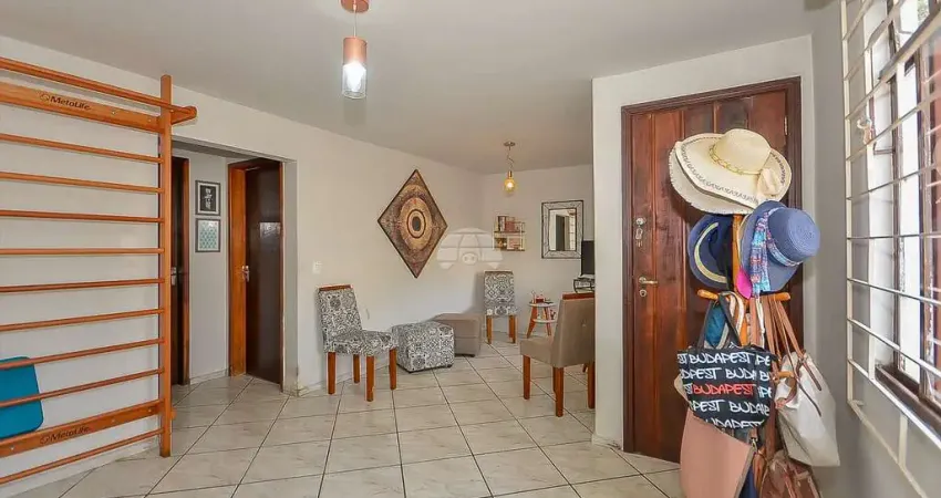 Casa com 3 quartos à venda na Rua Emílio Bordenoski, 64, Vista Alegre, Curitiba