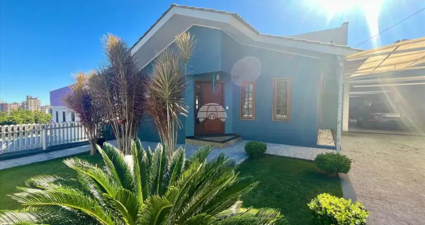 Casa com 4 quartos à venda na Rua Itacolomi, 162, Centro, Pato Branco