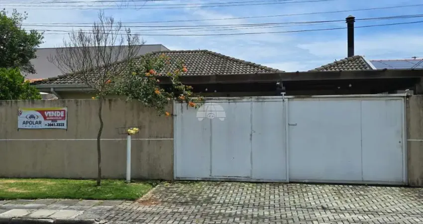 Casa com 3 quartos à venda na Rua Vinte e Um de Abril, 142, Centro, Pinhais