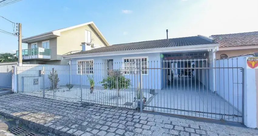 Casa com 3 quartos à venda na Rua Alferes Alfredo Antônio Müller, 119, Bacacheri, Curitiba