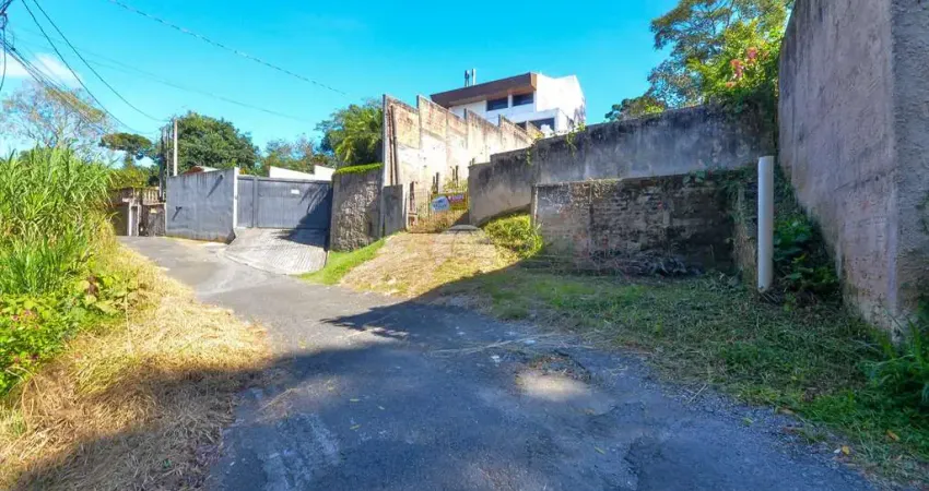Terreno à venda na Rua Walfrido Ferreira de Andrade, 77, Cascatinha, Curitiba