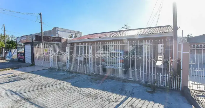 Casa com 3 quartos à venda na Rua João Tobias de Paiva Netto, 655, Cajuru, Curitiba