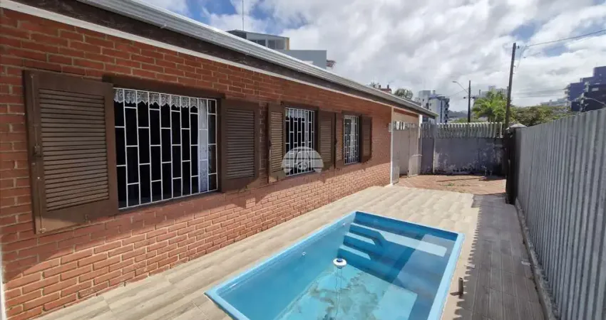 Casa com 3 quartos à venda na Avenida Floriano Peixoto, 400, Centro, Guaratuba