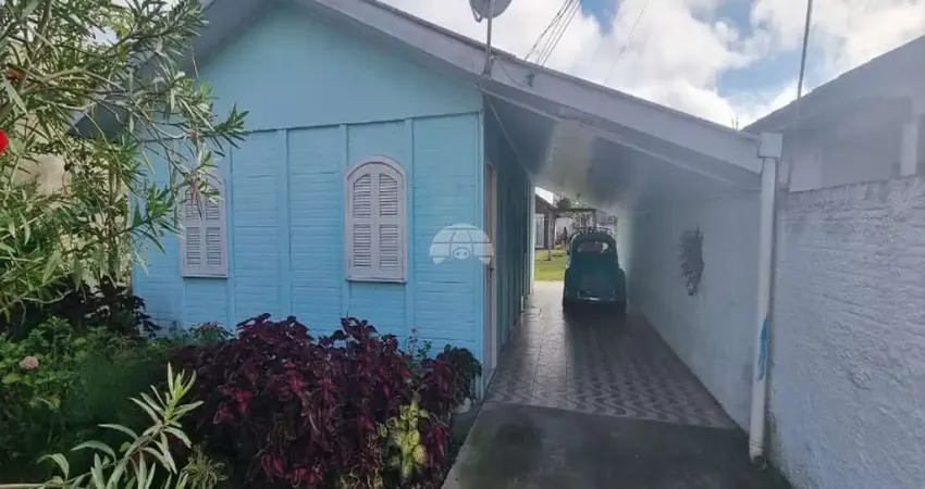 Casa com 4 quartos à venda na Rua Arapongas, 335, Guaraituba, Colombo