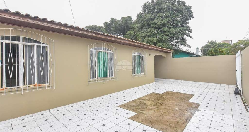 Casa com 4 quartos à venda na Rua Maria Elisabete Herrera, 46, Uberaba, Curitiba