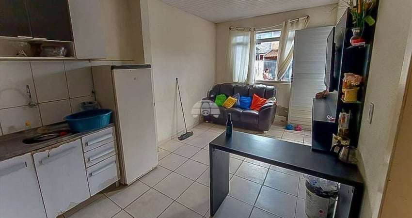 Casa em condomínio fechado com 2 quartos à venda na Rua Thereza Lopes Skroski, 379, Santa Cândida, Curitiba