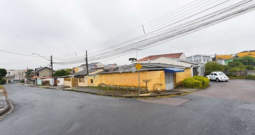Casa com 4 quartos à venda na Rua Altamiro Bevilaqua, 26, Alto Boqueirão, Curitiba