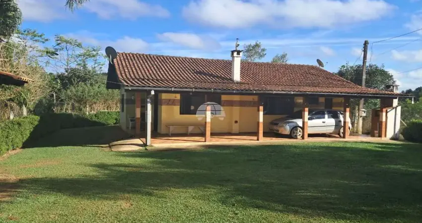 Chácara / sítio com 4 quartos à venda na ESTRADA AGUA CLARA DE CIMA, Doce Grande, Quitandinha