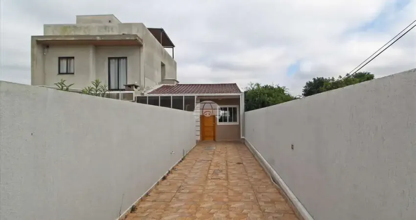 Casa em condomínio fechado com 2 quartos para alugar na Rua João Lemos dos Santos, 291, Pinheirinho, Curitiba