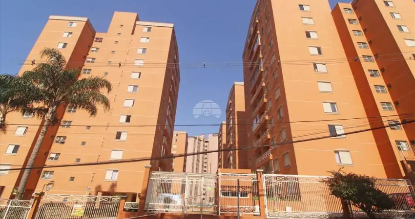 Apartamento com 3 quartos para alugar na Rua Emílio Cornelsen, 570, Ahú, Curitiba