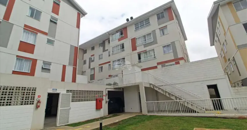 Apartamento com 2 quartos para alugar na Rua Paulo Kulik, 182, Santa Cândida, Curitiba