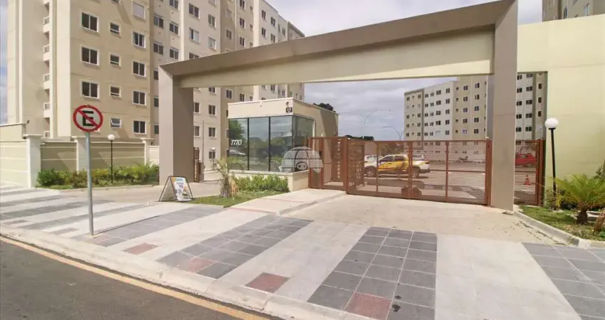Apartamento com 2 quartos para alugar na Avenida Comendador Franco, 7770, Uberaba, Curitiba