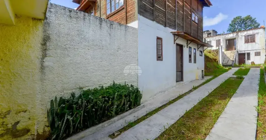 Casa com 3 quartos para alugar na Rua Vansolino Granato, 75, Pilarzinho, Curitiba