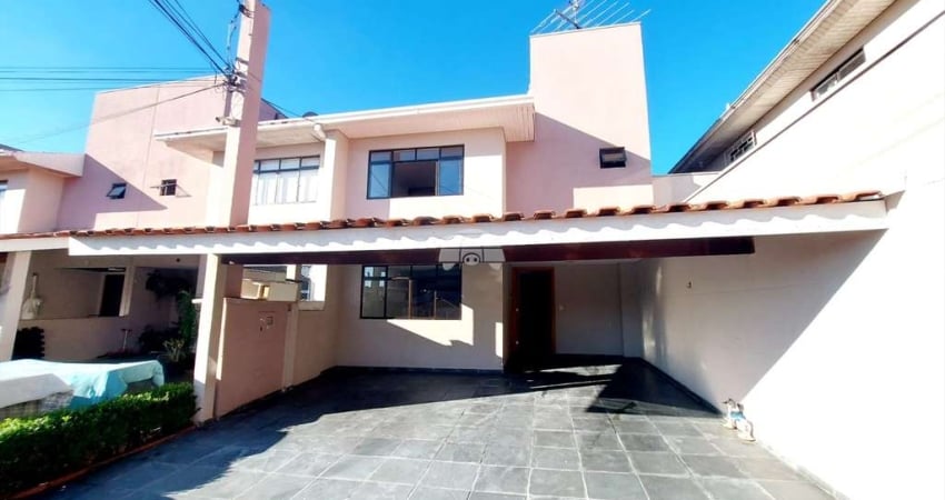 Casa em condomínio fechado com 3 quartos para alugar na Rua Francisco Zuneda Ferreira da Costa, 215, Bairro Alto, Curitiba
