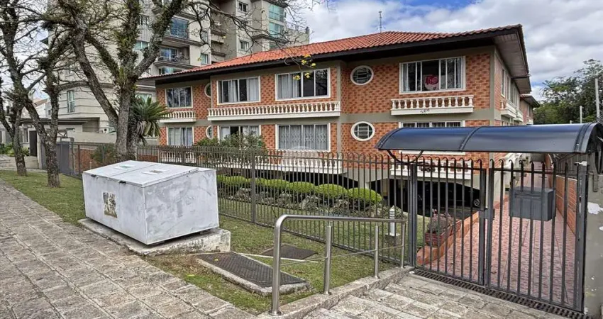Apartamento com 3 quartos para alugar na Avenida Nossa Senhora da Luz, 360, Bacacheri, Curitiba