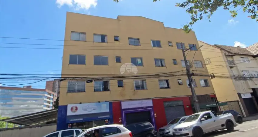 Apartamento com 2 quartos para alugar na Rua Veríssimo Marques, 731, Centro, São José dos Pinhais
