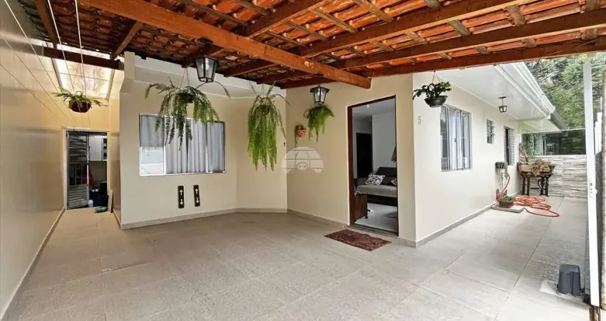 Casa em condomínio fechado com 3 quartos para alugar na Rua Fábio Fanuchi, 140, Santa Cândida, Curitiba