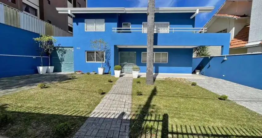 Casa comercial para alugar na Avenida Agostinho Leão Júnior, 200, Centro, Curitiba