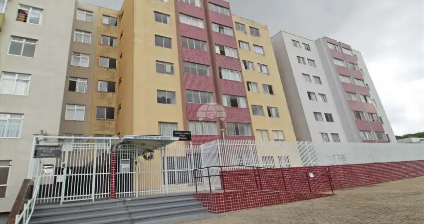 Apartamento com 2 quartos para alugar na Rua Alberto Kosop, 157, Pinheirinho, Curitiba