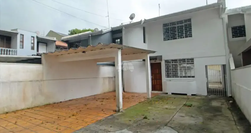 Casa com 3 quartos para alugar na Rua Tenente Coronel Vilagran Cabrita, 921, Boqueirão, Curitiba