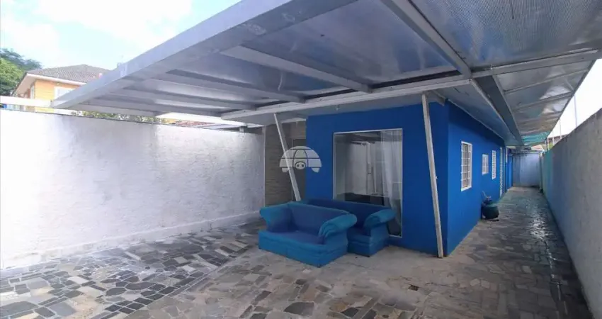 Casa com 3 quartos para alugar na Rua Trofi André Aquim, 69, Uberaba, Curitiba