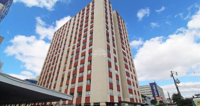 Apartamento com 3 quartos para alugar na Rua Doutor João Tobias Pinto Rebelo, 3693, Portão, Curitiba