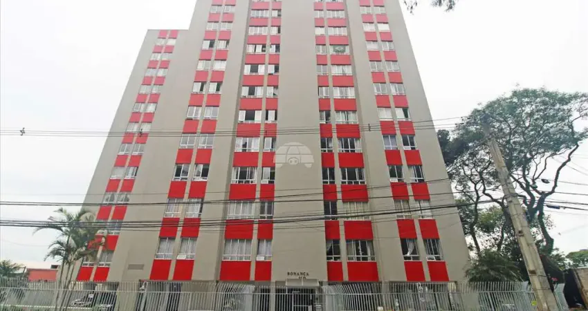 Apartamento com 3 quartos para alugar na Rua Calixto Razolini, 310, Portão, Curitiba
