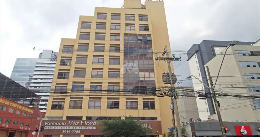 Sala comercial para alugar na Avenida Visconde de Guarapuava, 3444, Centro, Curitiba