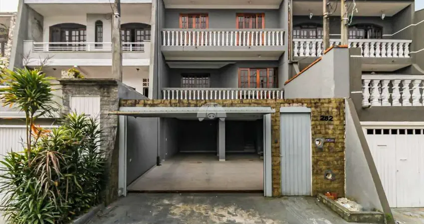 Casa com 4 quartos para alugar na Rua Júlio Hoog, 282, Xaxim, Curitiba