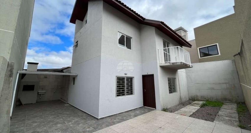 Casa em condomínio fechado com 3 quartos para alugar na Rua José Gadzalinski, 155, Uberaba, Curitiba