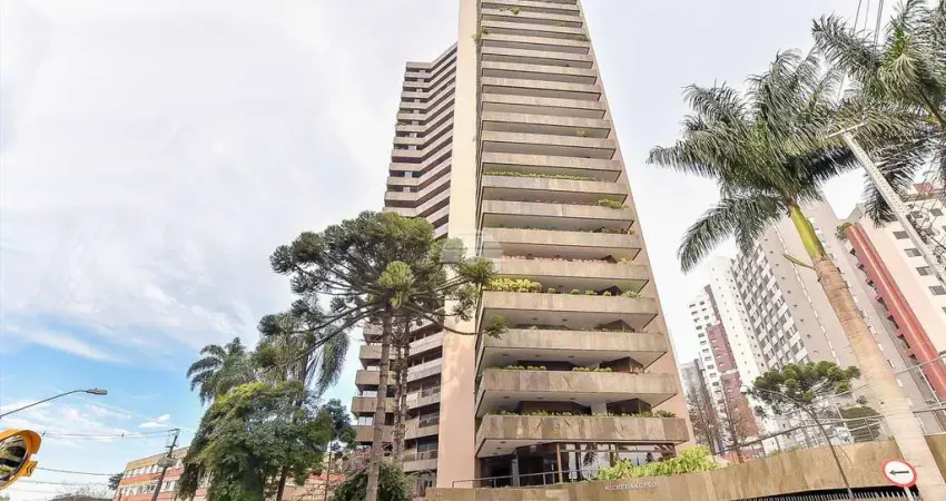 Apartamento com 4 quartos para alugar na Rua São Pedro, 122, Cabral, Curitiba