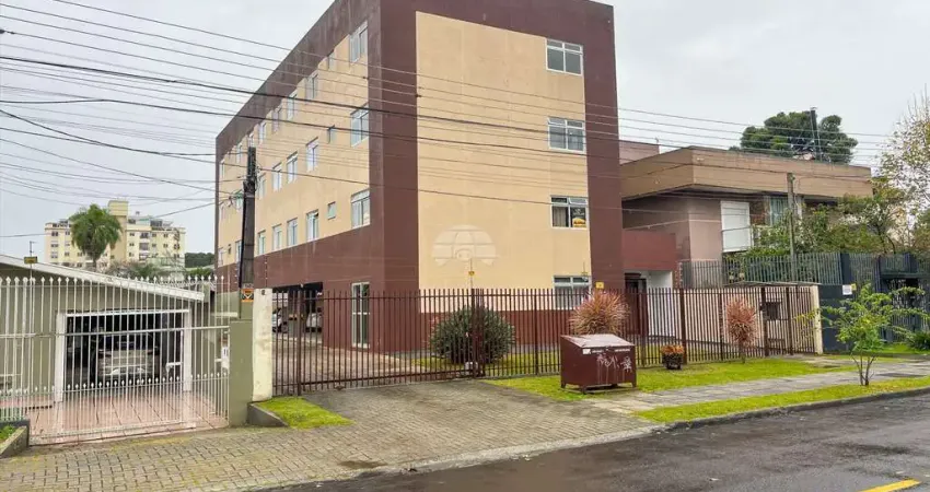 Apartamento com 3 quartos para alugar na Rua Aviador Luiz Bergmann, 348, Bacacheri, Curitiba