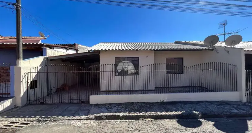 Casa com 3 quartos para alugar na Rua Rei David, 317, Santa Cândida, Curitiba