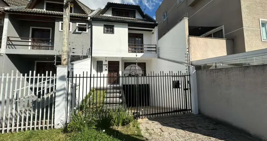 Casa com 3 quartos para alugar na Rua Guilherme Tragante, 186, Tarumã, Curitiba