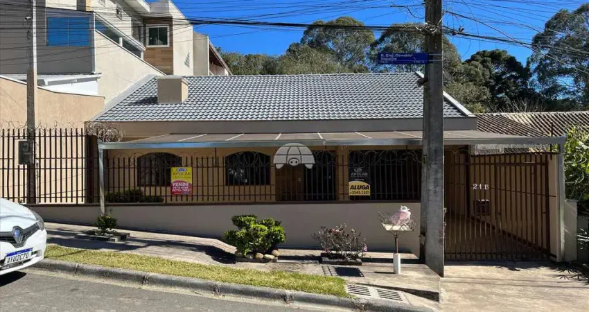 Casa com 3 quartos para alugar na Rua Engenheiro Oswaldo Siqueira, 21, Taboão, Curitiba
