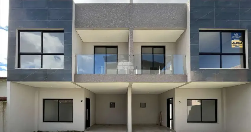 Casa com 3 quartos para alugar na Rua Aviador Armin Buhrer, 95, Uberaba, Curitiba