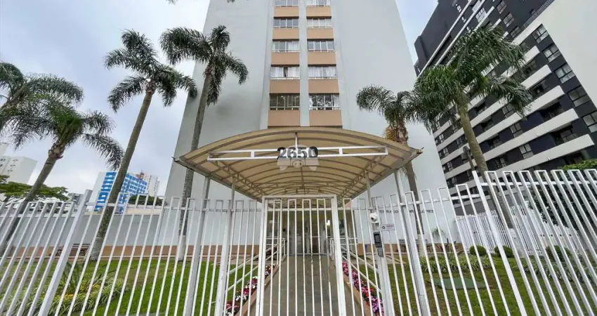 Apartamento com 2 quartos para alugar na Rua Guilherme Pugsley, 2650, Água Verde, Curitiba
