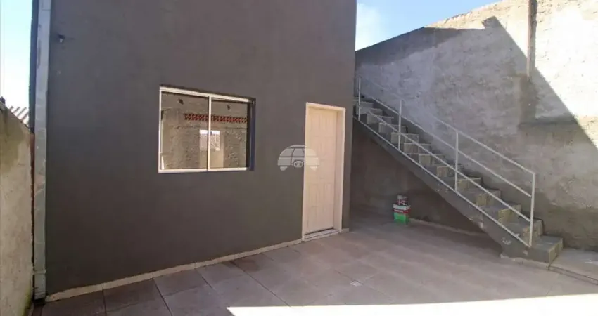 Casa com 2 quartos para alugar na Rua Tiriva, 996, Capela Velha, Araucária