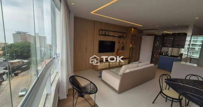 Oportunidade na Praia Brava; Apartamento com 3 suítes à venda