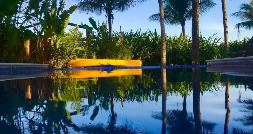 Residência frente ao mar: elegância e conforto em condomínio exclusivo | praia de camburizinho