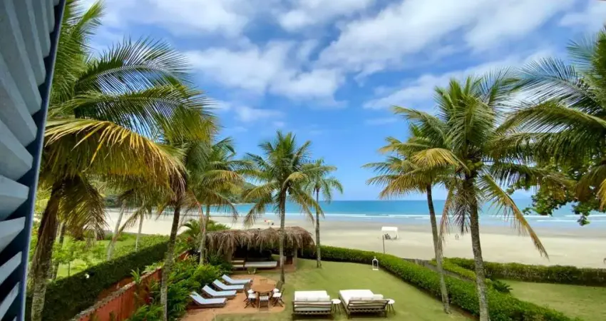 Sofisticação e exclusividade casa em condomínio fechado frente ao mar | praia da baleia