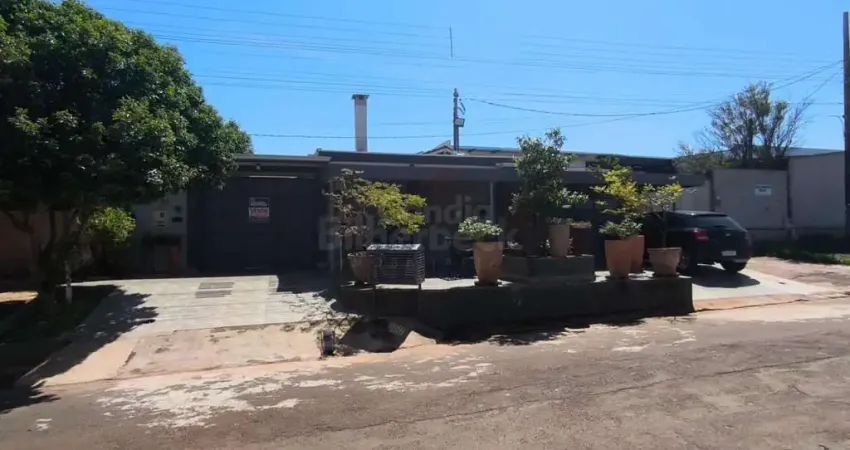 Casa para venda em ponta porã, jardim esperança, 4 dormitórios, 1 suíte, 1 banheiro