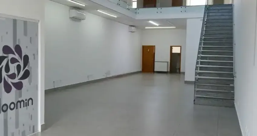 Prédio comercial para locação, salão com mezanino no tatuapé