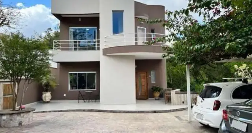 Casa à venda em cotia, residencial dos lagos, com 4 quartos, com 270 m²