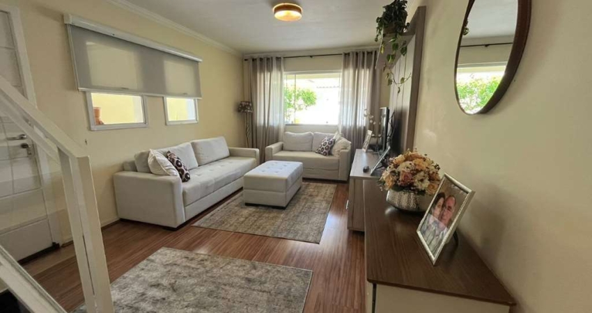 Casa com 3 dormitórios à venda, 131 m² por R$ 770.000,00 - Chácara Canta Galo - Cotia/SP
