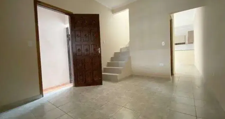 Sobrado com 3 dormitórios à venda, 220 m² por R$ 734.000,00 - Vila São Silvestre - Barueri/SP