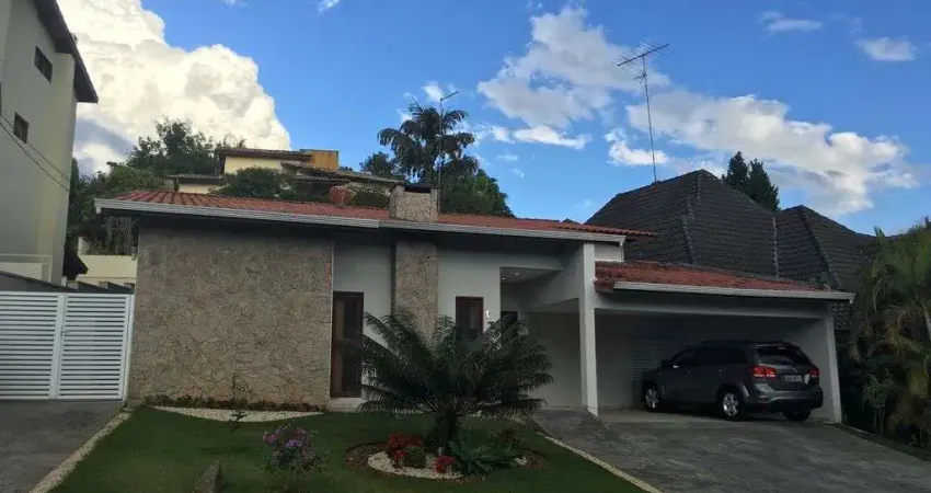 Casa com 3 dormitórios à venda, 240 m² por R$ 2.250.000,00 -  Alphaville - Santana de Parnaíba/SP