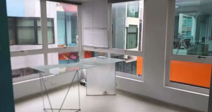 Sala para alugar, 32 m² por R$ 3.104,82/mês - Alphaville Comercial - Barueri/SP