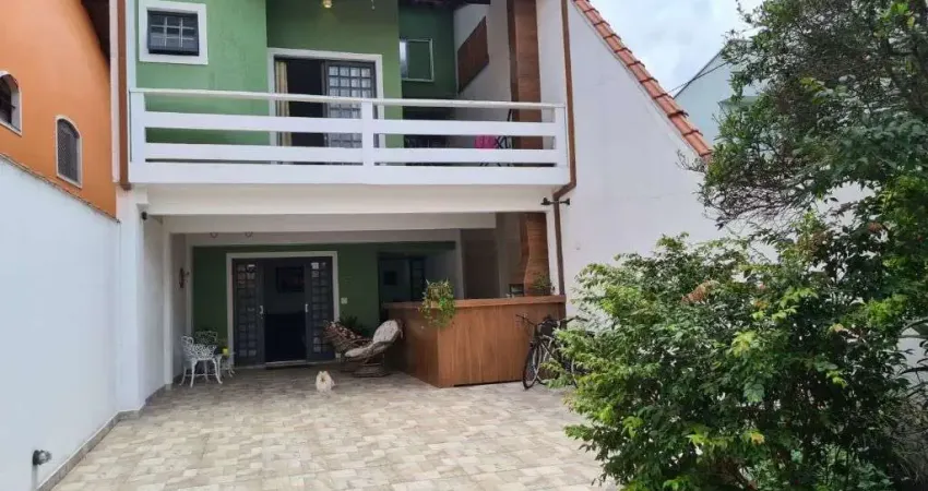 Casa com 4 dormitórios à venda, 210 m² por R$ 920.000,00 - Jardim das Flores - Osasco/SP